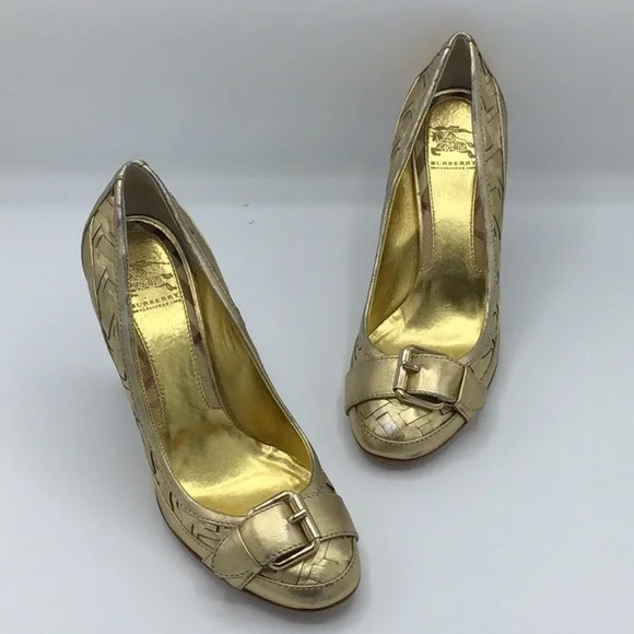 Burberry Metallic Gold Buckle Pumps Size 38.5 - Picture 12 of 13